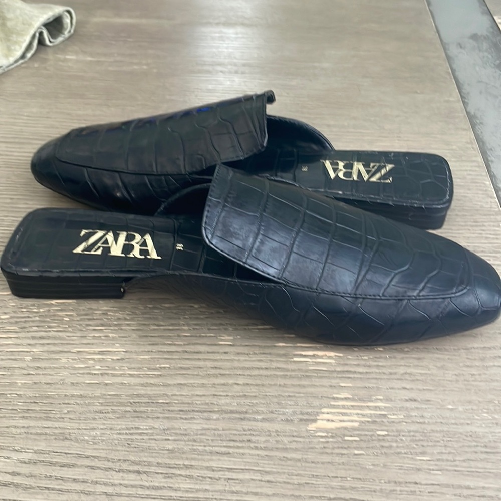 Zara croc print black mules. New! Size 38 or 7.5.
